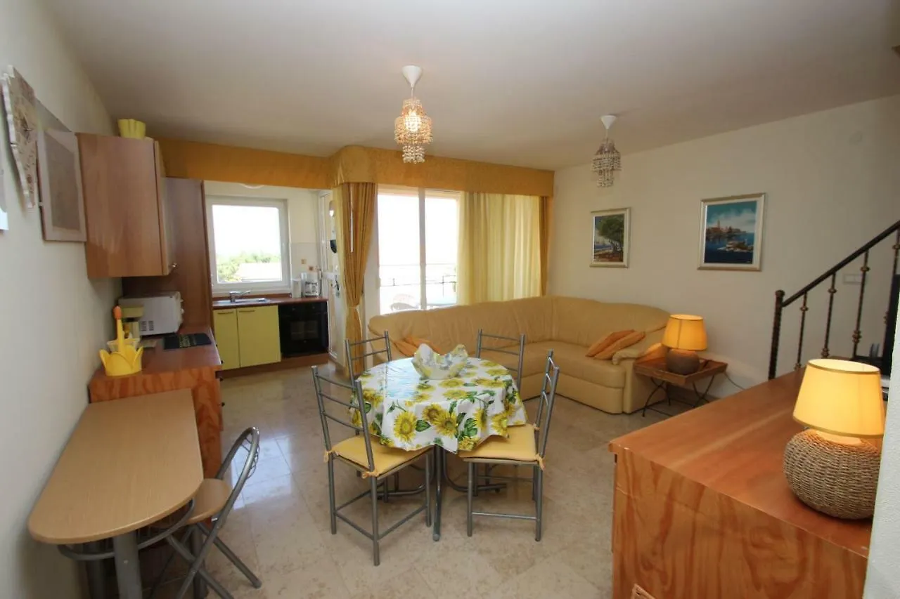 Torti Cristina Apartment Porec
