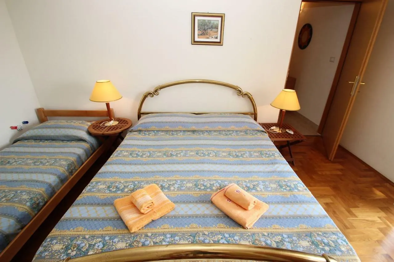 Torti Cristina Apartment Porec 0*,